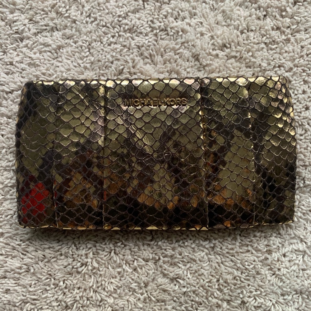 Michael kors clutch/crossbody